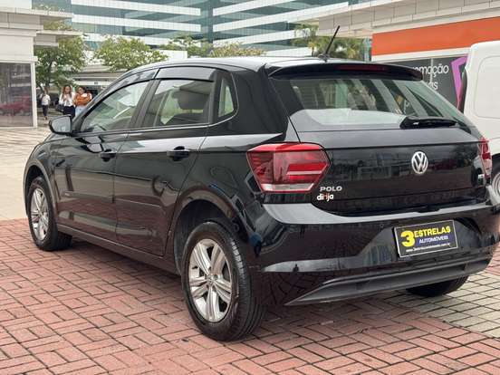 VOLKSWAGEN-POLO-2021