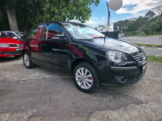 VOLKSWAGEN-POLO SEDAN-1.6 MI 8V FLEX 4P MANUAL VOLKSWAGEN-POLO SEDAN-2011