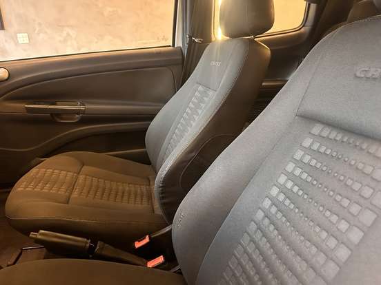VOLKSWAGEN-SAVEIRO-1.6 CROSS CD 16V FLEX 2P MANUAL VOLKSWAGEN-SAVEIRO-2016