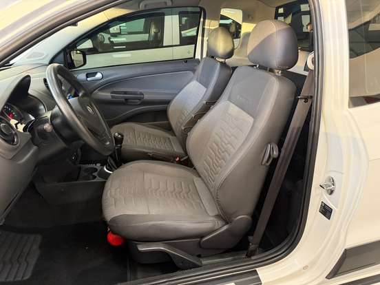 VOLKSWAGEN-SAVEIRO-2012