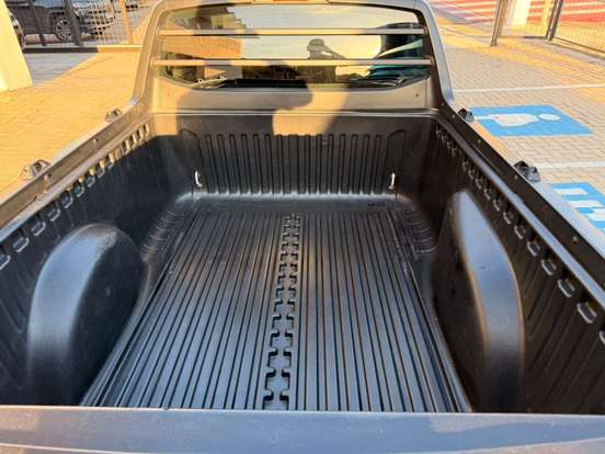 VOLKSWAGEN-SAVEIRO-2024