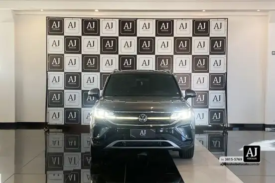 VOLKSWAGEN-TAOS-2021