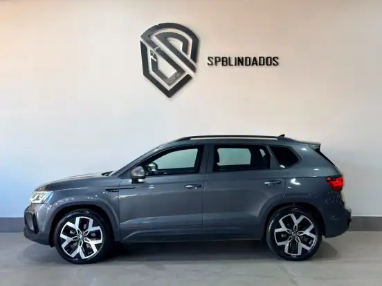 VOLKSWAGEN-TAOS-2023