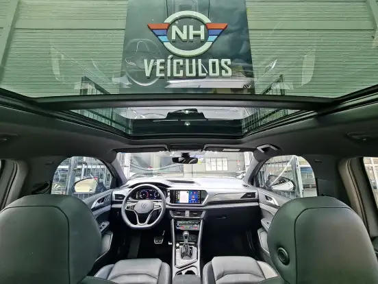 VOLKSWAGEN-TAOS-2024