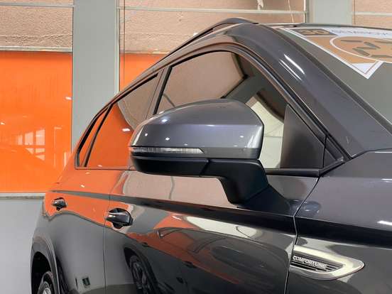 VOLKSWAGEN-TAOS-2022