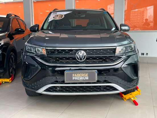 VOLKSWAGEN-TAOS-2022