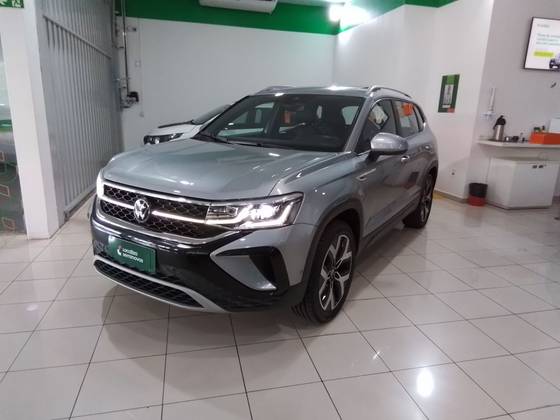 VOLKSWAGEN TAOS 1.4 250 TSI TOTAL FLEX HIGHLINE AUTOMÁTICO