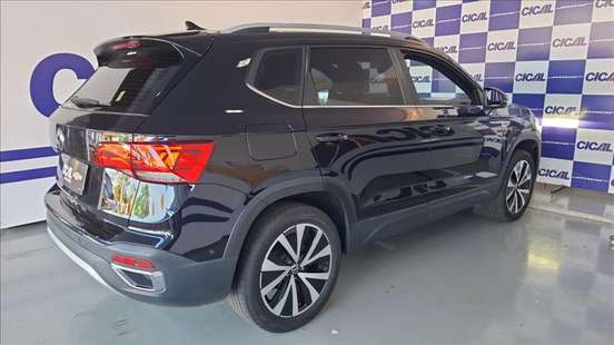 VOLKSWAGEN-TAOS-2023