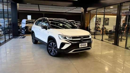 VOLKSWAGEN-TAOS-2022