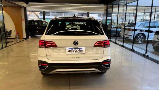 VOLKSWAGEN-TAOS-2022