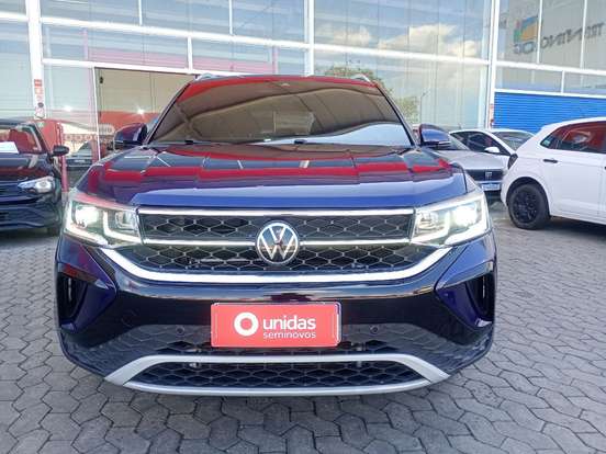 VOLKSWAGEN-TAOS-2023