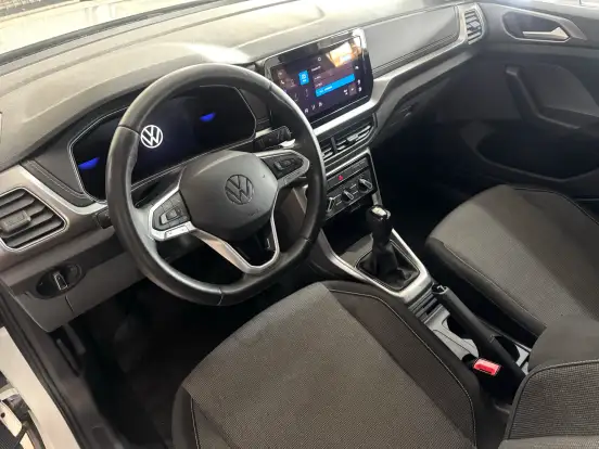 VOLKSWAGEN-T-CROSS-1.0 200 TSI TOTAL FLEX AUTOMÁTICO VOLKSWAGEN-T-CROSS-2024