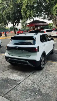 VOLKSWAGEN-T-CROSS-2025