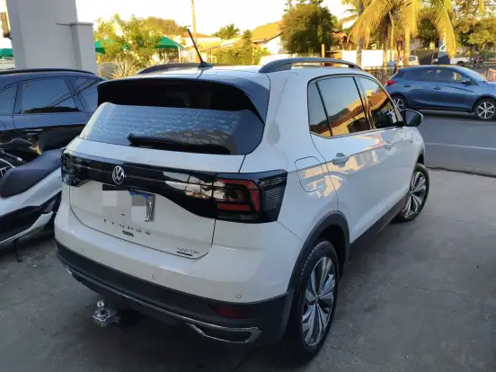 VOLKSWAGEN-T-CROSS-1.0 200 TSI TOTAL FLEX COMFORTLINE AUTOMÁTICO VOLKSWAGEN-T-CROSS-2020