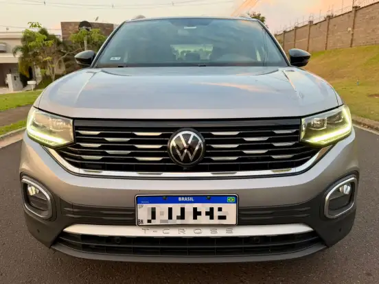 VOLKSWAGEN-T-CROSS-1.4 250 TSI TOTAL FLEX HIGHLINE AUTOMÁTICO VOLKSWAGEN-T-CROSS-2023