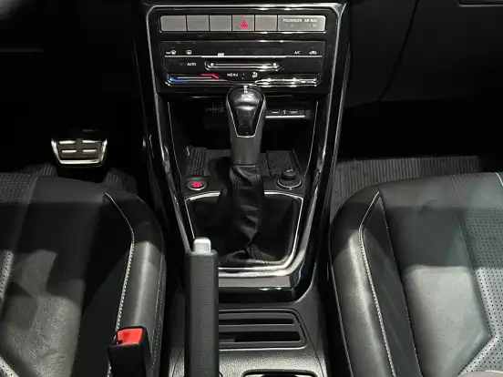 VOLKSWAGEN-T-CROSS-2025