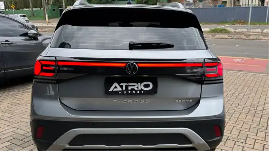 VOLKSWAGEN-T-CROSS-2024