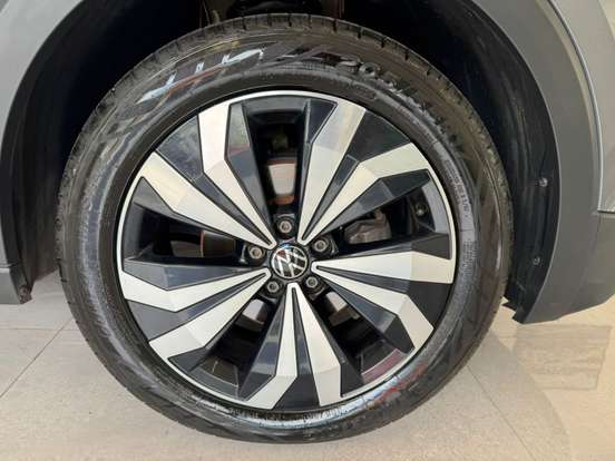 VOLKSWAGEN-T-CROSS-2024