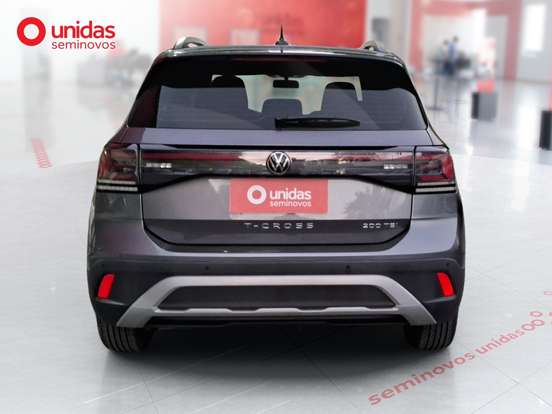 VOLKSWAGEN-T-CROSS-2024
