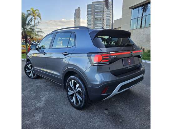 VOLKSWAGEN-T-CROSS-2024