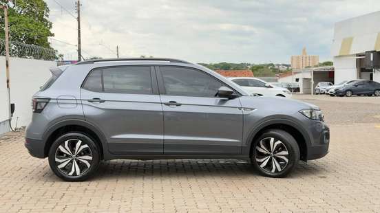 VOLKSWAGEN-T-CROSS-2024