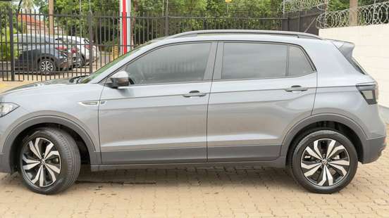 VOLKSWAGEN-T-CROSS-2024