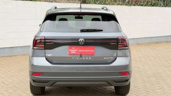 VOLKSWAGEN-T-CROSS-2024