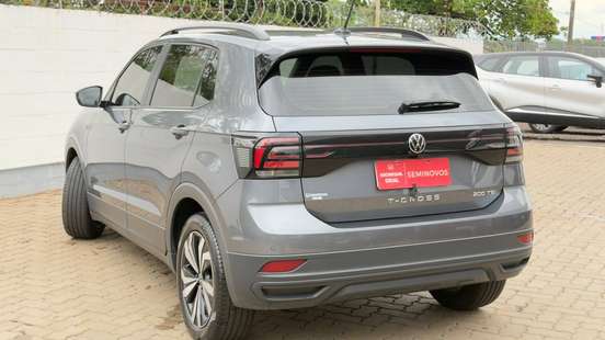 VOLKSWAGEN-T-CROSS-2024