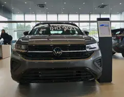 VOLKSWAGEN T-CROSS 1.0 200 TSI TOTAL FLEX AUTOMÁTICO VOLKSWAGEN T-CROSS 1.0 200 TSI TOTAL FLEX AUTOMÁTICO