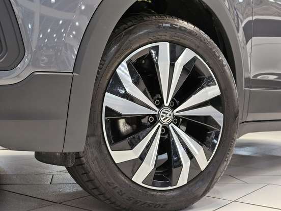 VOLKSWAGEN-T-CROSS-1.0 200 TSI TOTAL FLEX AUTOMÁTICO VOLKSWAGEN-T-CROSS-2025