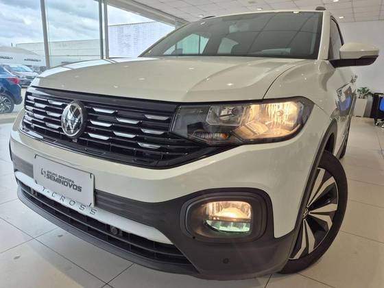 VOLKSWAGEN T-CROSS 1.0 200 TSI TOTAL FLEX COMFORTLINE AUTOMÁTICO