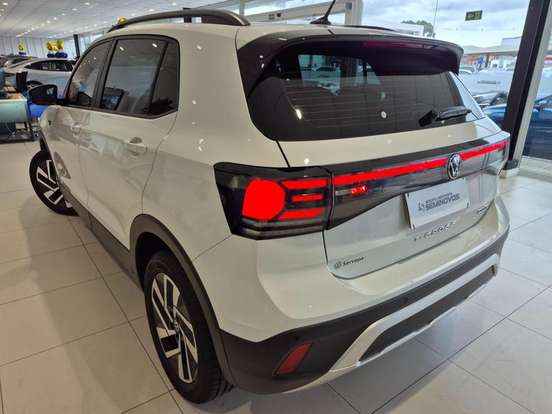 VOLKSWAGEN-T-CROSS-1.0 200 TSI TOTAL FLEX COMFORTLINE AUTOMÁTICO VOLKSWAGEN-T-CROSS-2025