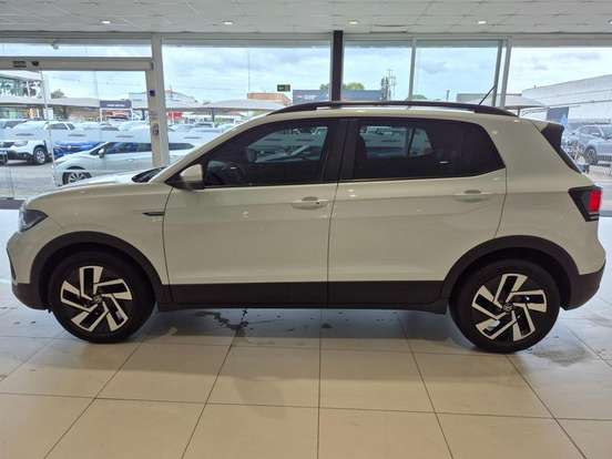 VOLKSWAGEN-T-CROSS-1.0 200 TSI TOTAL FLEX COMFORTLINE AUTOMÁTICO VOLKSWAGEN-T-CROSS-2025