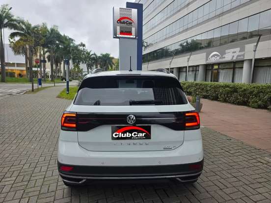 VOLKSWAGEN-T-CROSS-2019