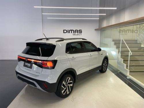VOLKSWAGEN-T-CROSS-2024