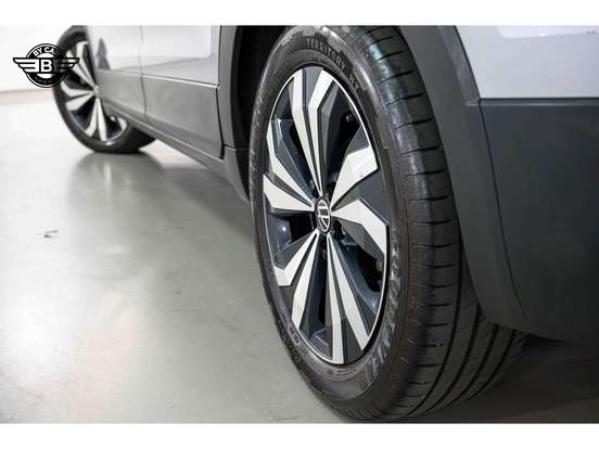 VOLKSWAGEN-T-CROSS-2024