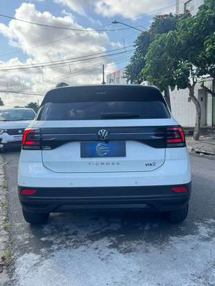 VOLKSWAGEN-T-CROSS-2022