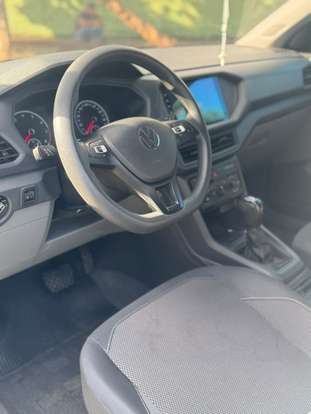 VOLKSWAGEN-T-CROSS-2022