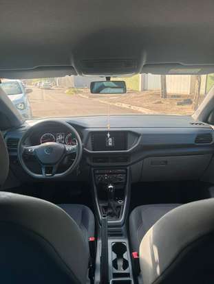 VOLKSWAGEN-T-CROSS-2022