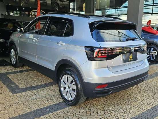 VOLKSWAGEN-T-CROSS-2020