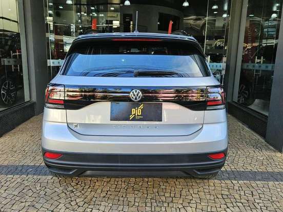VOLKSWAGEN-T-CROSS-2020