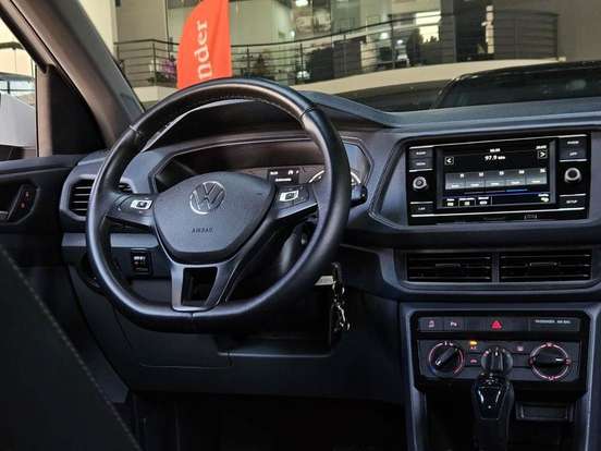 VOLKSWAGEN-T-CROSS-2023