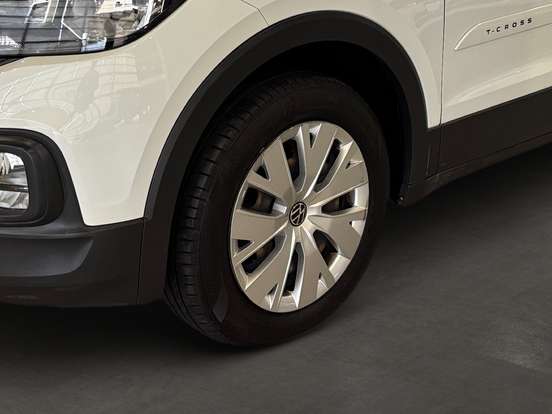 VOLKSWAGEN-T-CROSS-2021