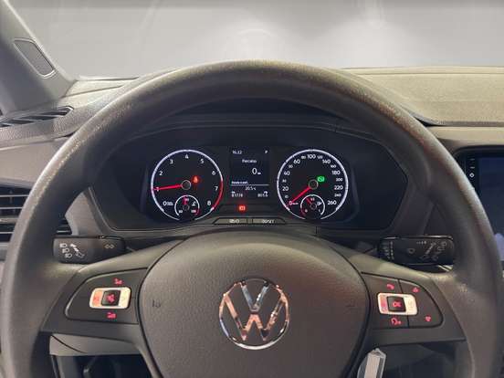 VOLKSWAGEN-T-CROSS-2021