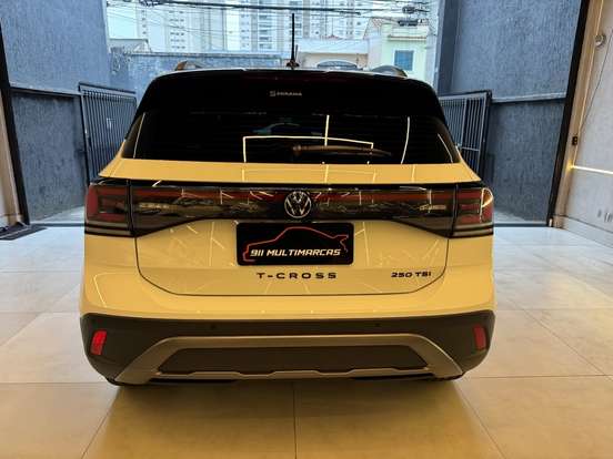 VOLKSWAGEN-T-CROSS-2026