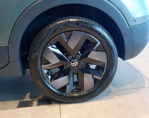 VOLKSWAGEN-T-CROSS-2025
