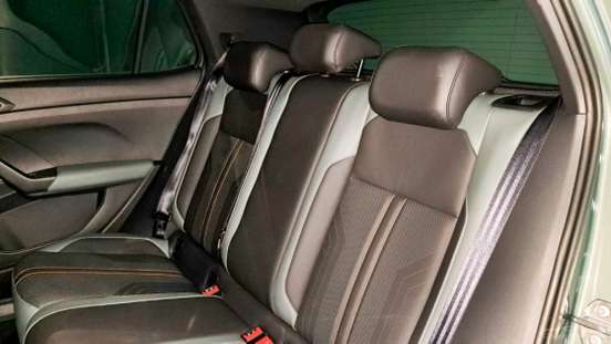 VOLKSWAGEN-T-CROSS-2025