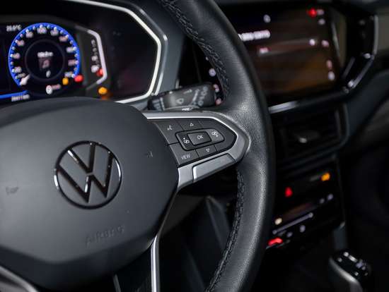 VOLKSWAGEN-T-CROSS-2023