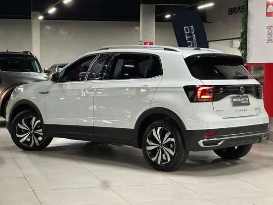 VOLKSWAGEN-T-CROSS-1.4 250 TSI TOTAL FLEX HIGHLINE AUTOMÁTICO VOLKSWAGEN-T-CROSS-2023