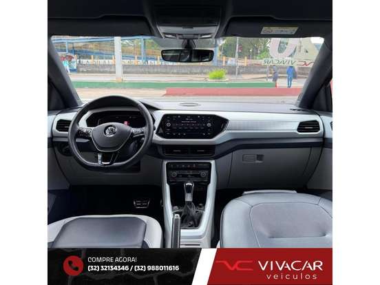 VOLKSWAGEN-T-CROSS-2019